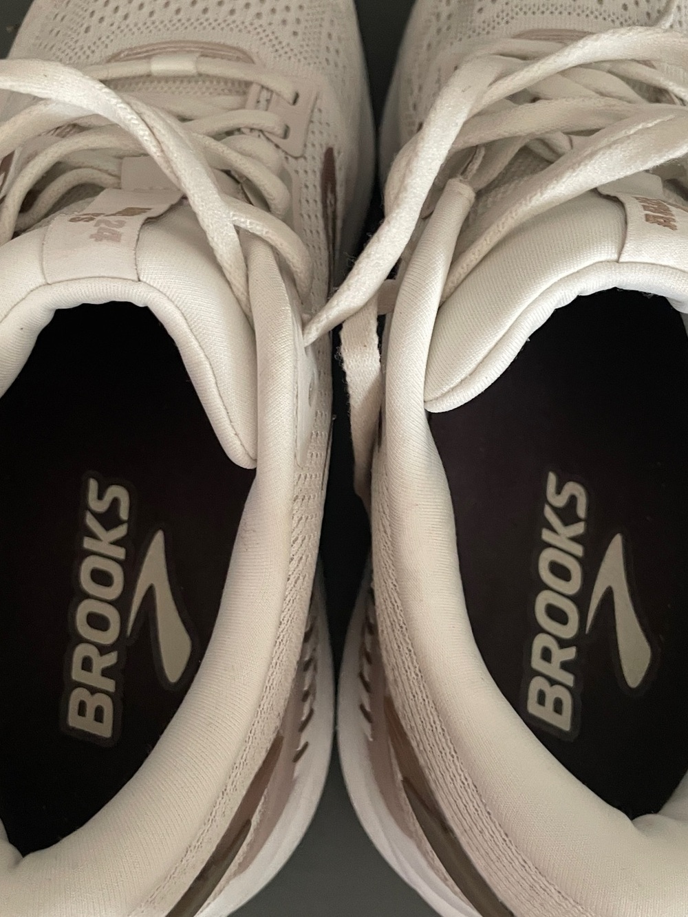 Brooks Ariel GTS 24 Coconut Chateau Portabello Running Shoes Womens 10 - Picture 5 of 13
